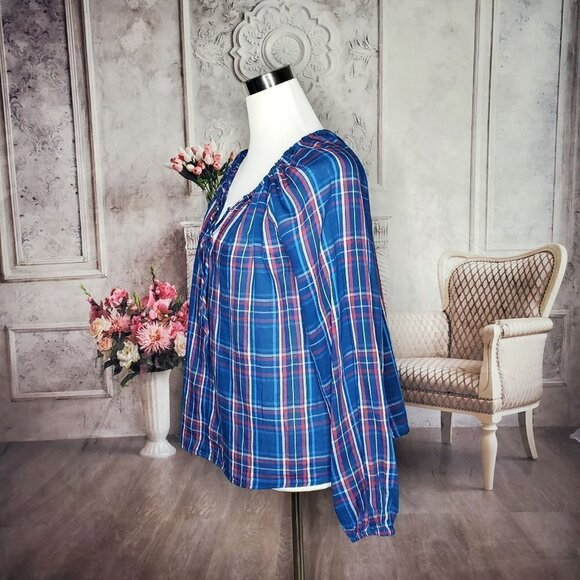 GAP Blue Red White Plaid Keyhole Blouse Women’s Size Small - Picture 4 of 7